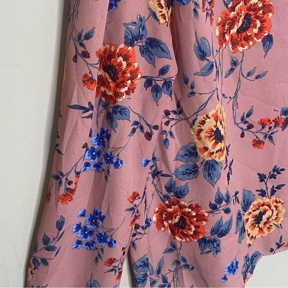 Iris Women’s Floral Long Sleeve Bell Sleeve Blouse Size Medium - Picture 9 of 16